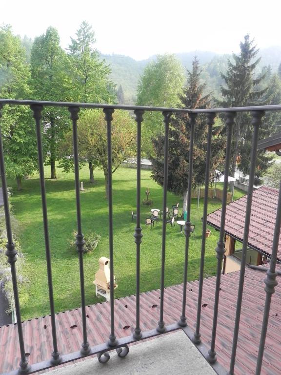 Hotel Ristorante Belsito Borgo San Dalmazzo Eksteriør billede