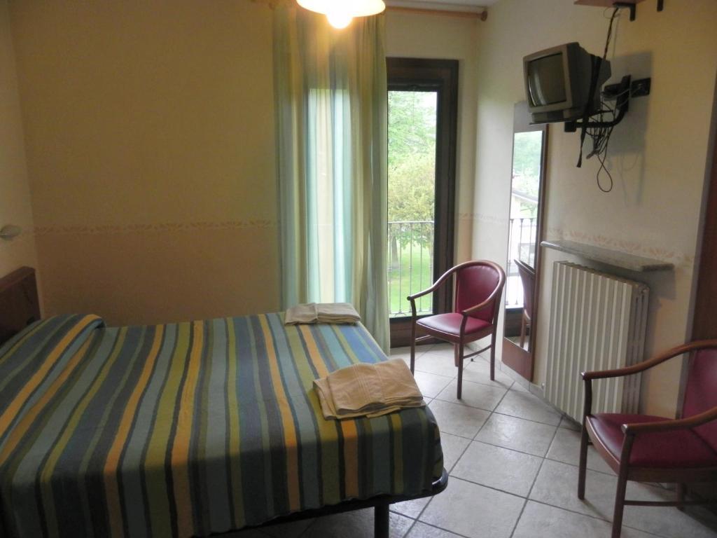 Hotel Ristorante Belsito Borgo San Dalmazzo Eksteriør billede